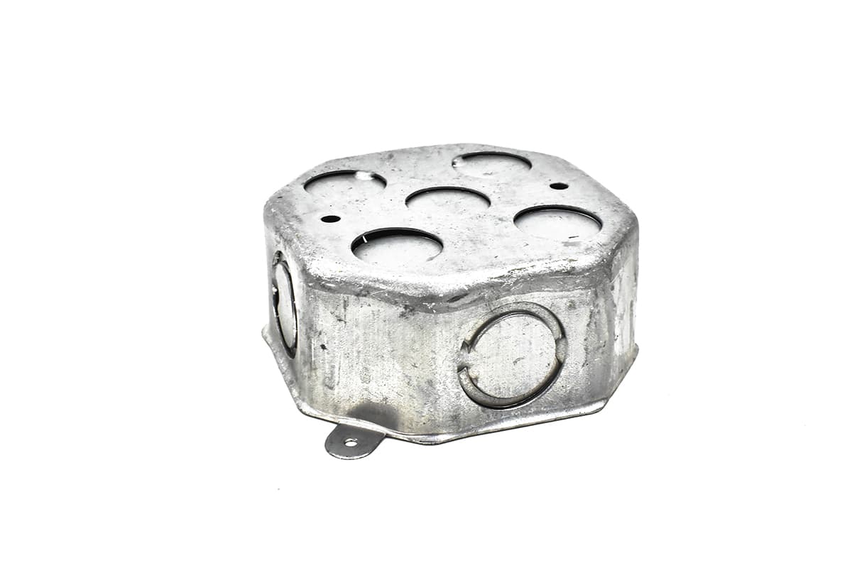 Caja redonda octagonal galvanizada 19 mm 4 x 4`