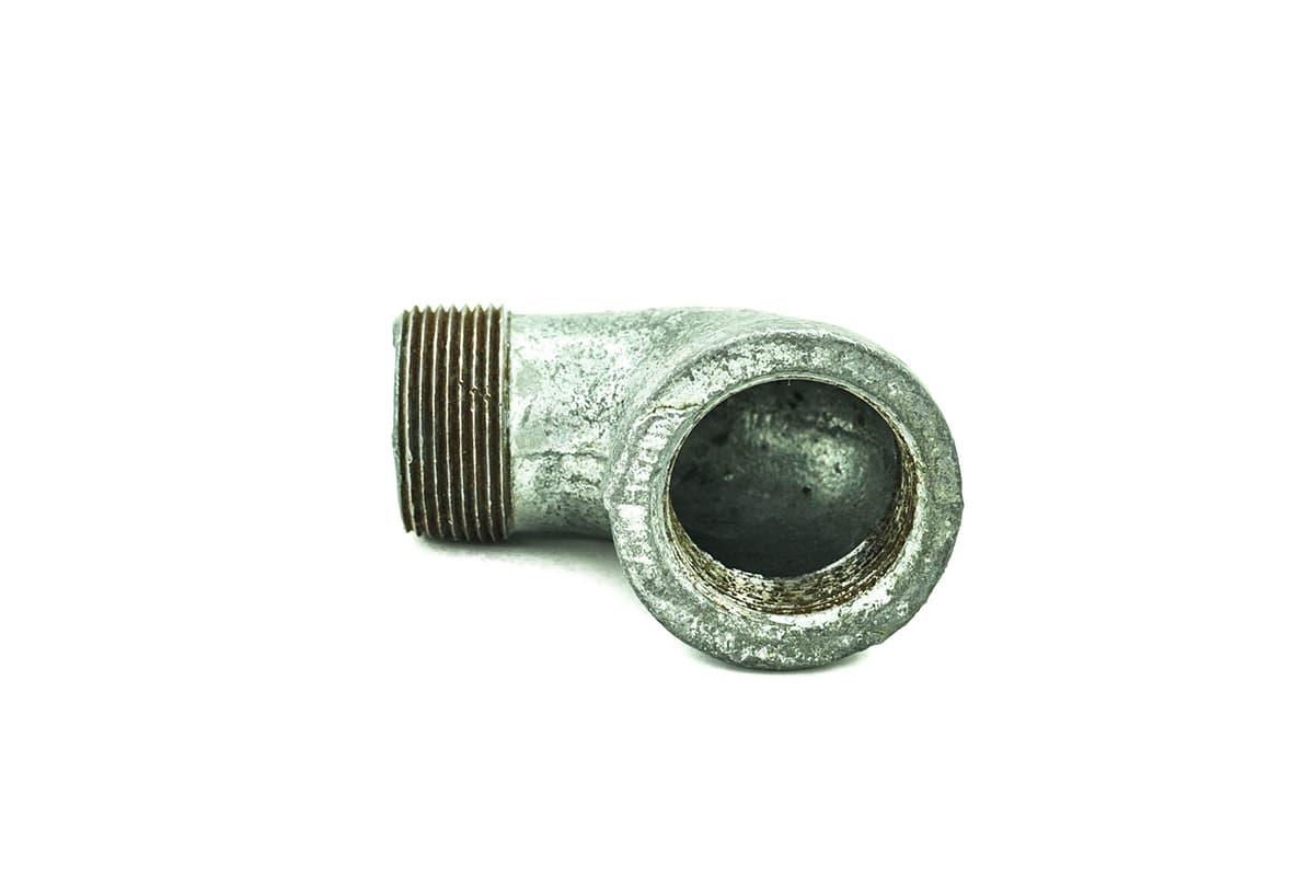 Codo niple galvanizado 32 mm (1 1/4")