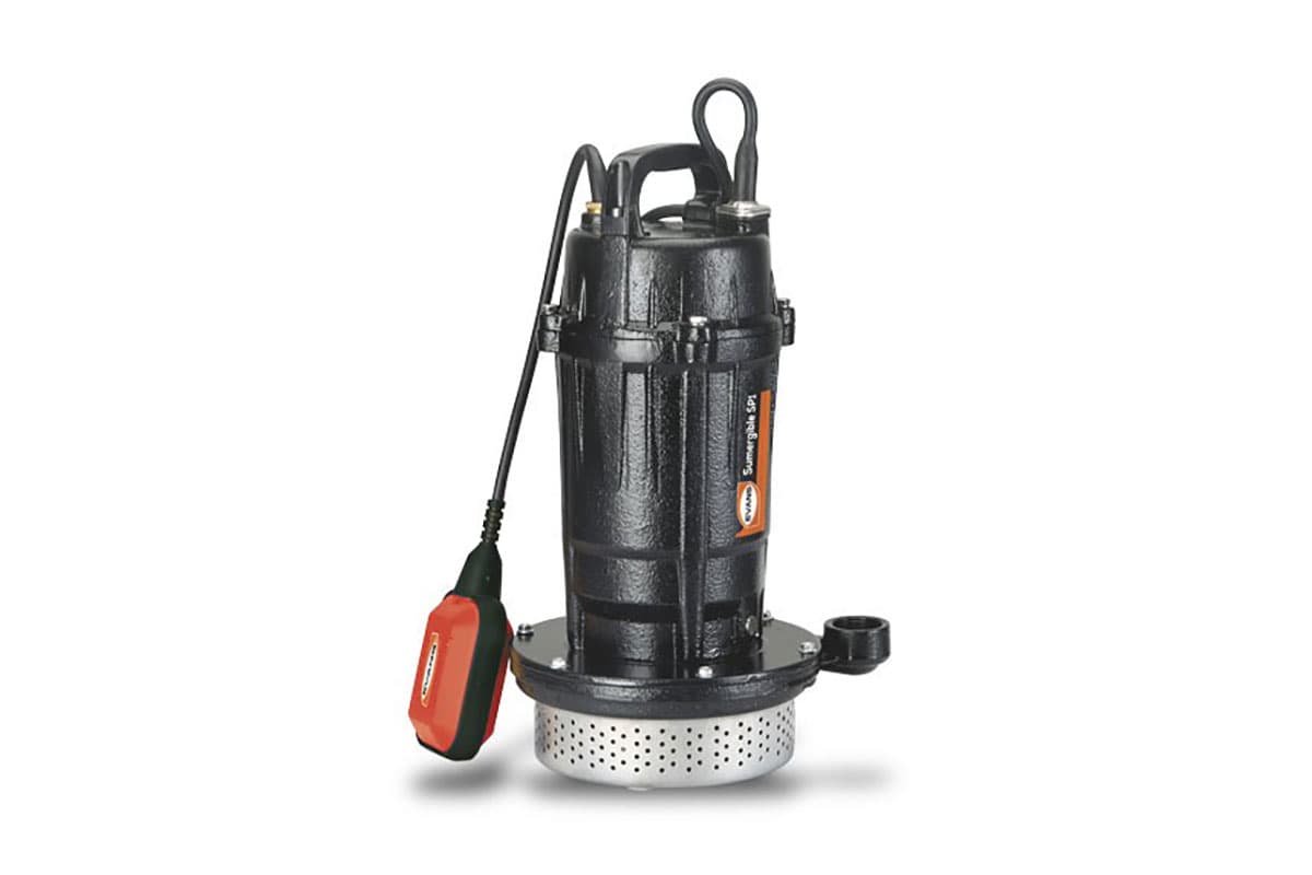Bomba sumergible 1/2 HP para agua limpia de cisterna