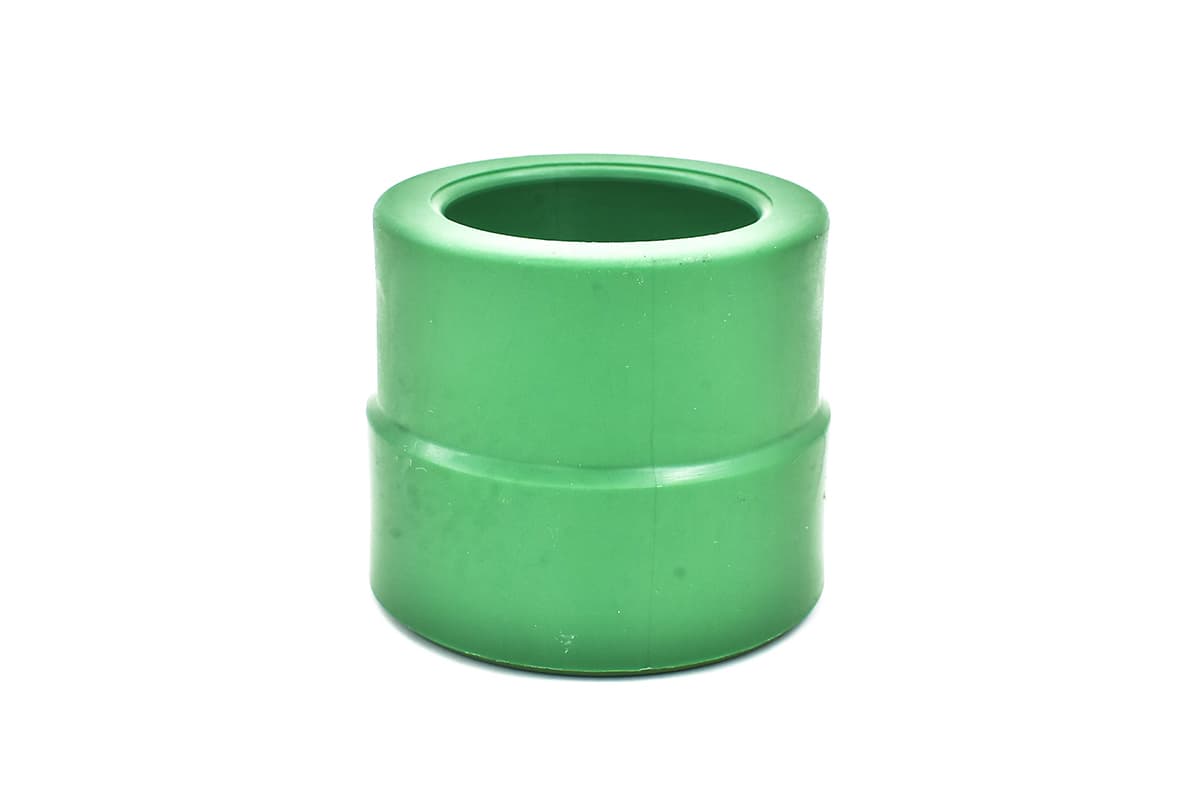Reducción de polipropileno 64 x 38 mm (2 1/2" x 1 1/2")