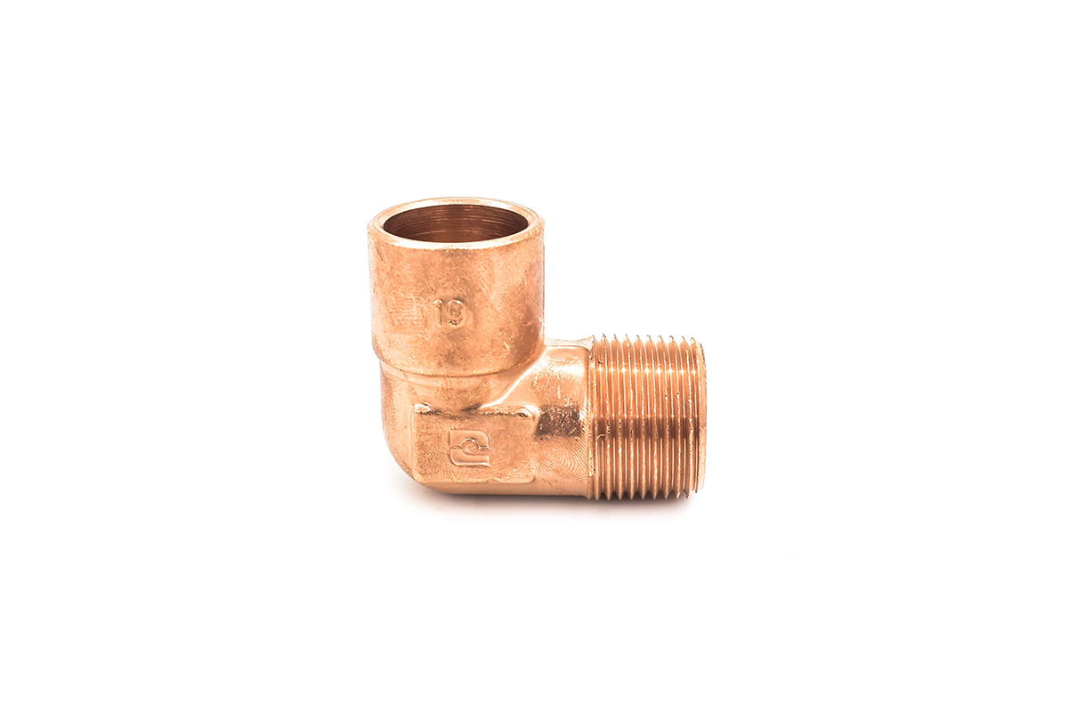 Codo de cobre con exterior de fierro 19 mm (3/4