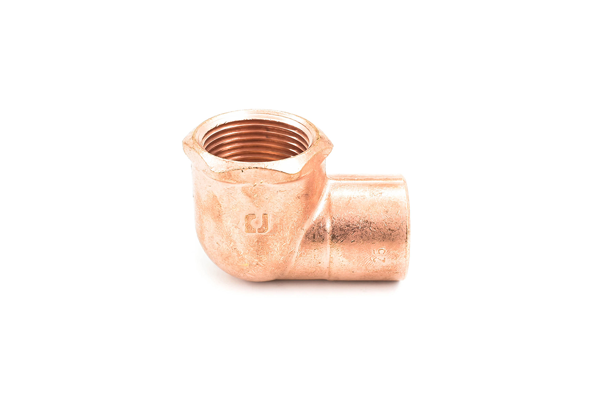 Codo de cobre con exterior de fierro 25 mm (1