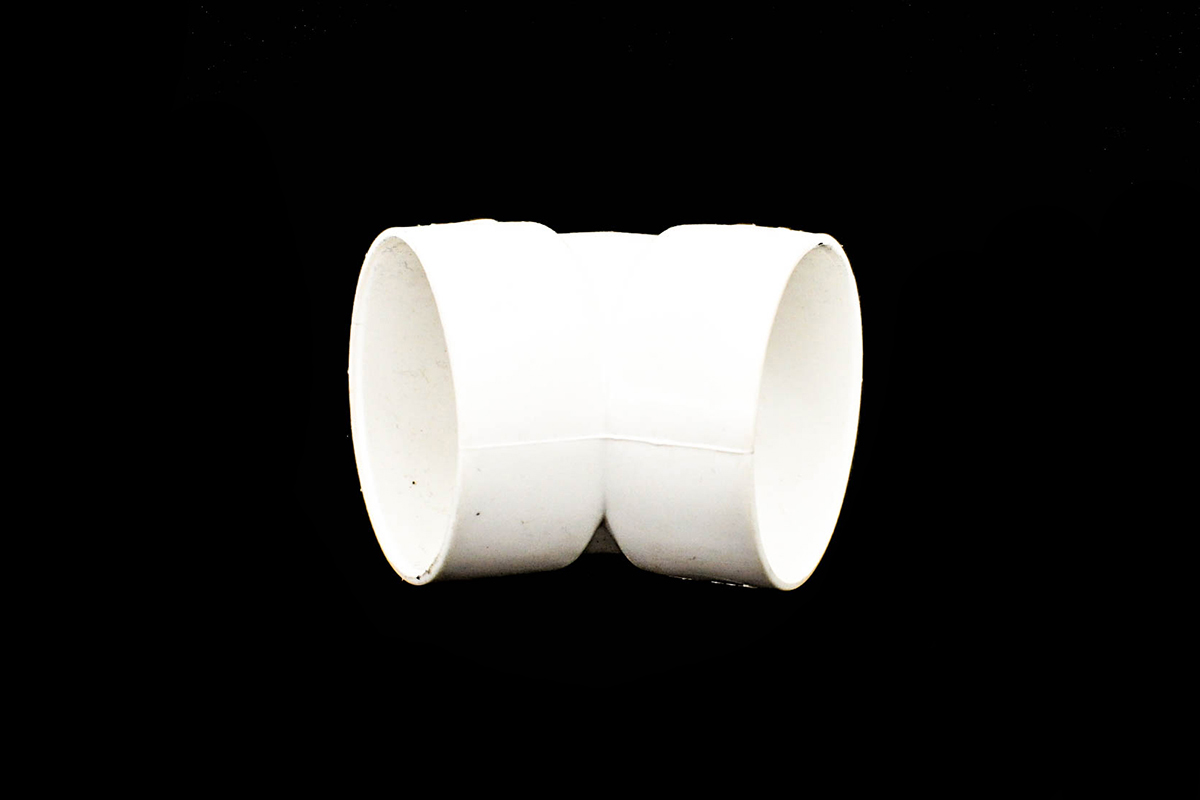 Codo de PVC 1 1/2