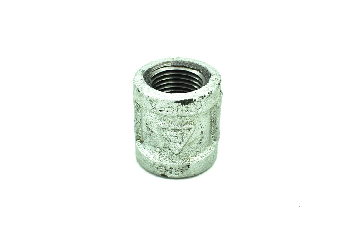 Cople galvanizado 13 mm liso 