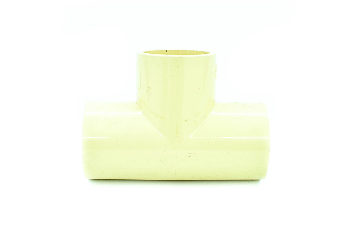 Tee CPVC 38 mm (1 1/2