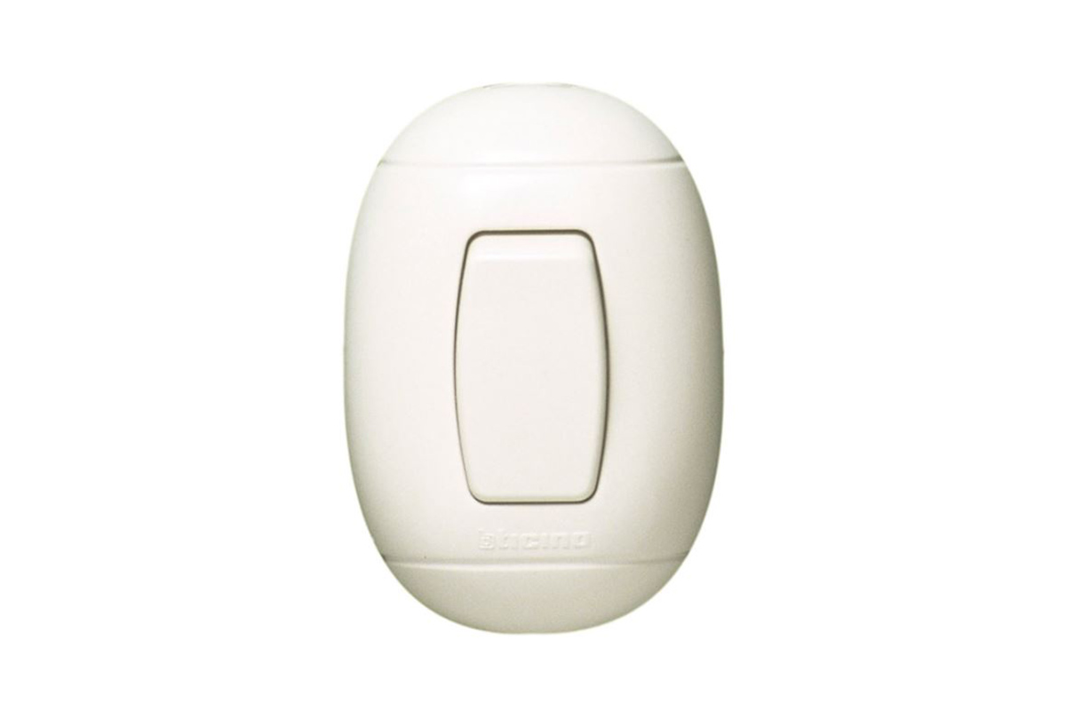 Interruptor oval sencillo P52 color blanco 