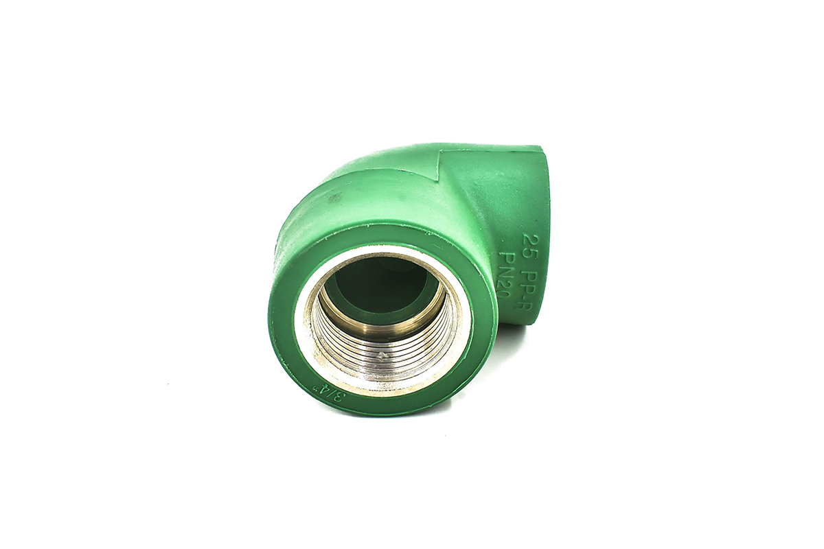 Codo 90  rosca hembra 19 x 19 mm