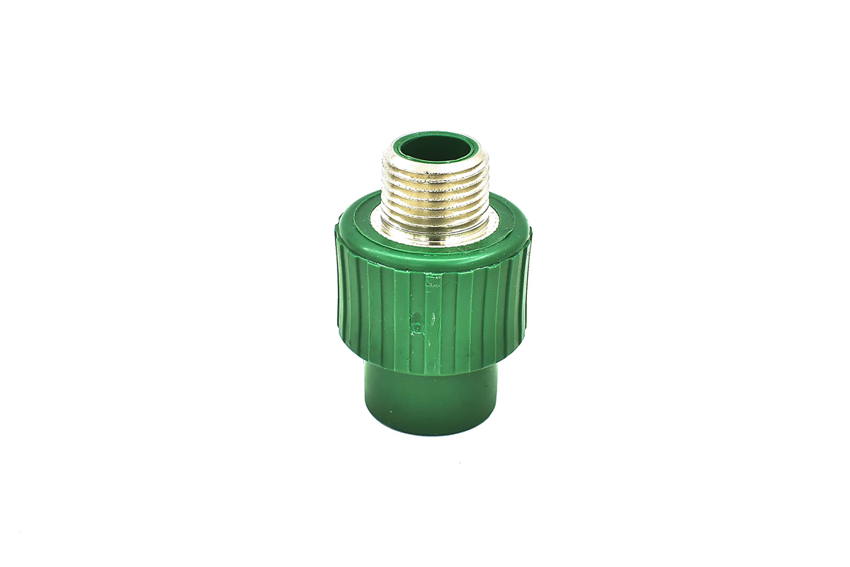 Conector macho 1/2 x 1/2