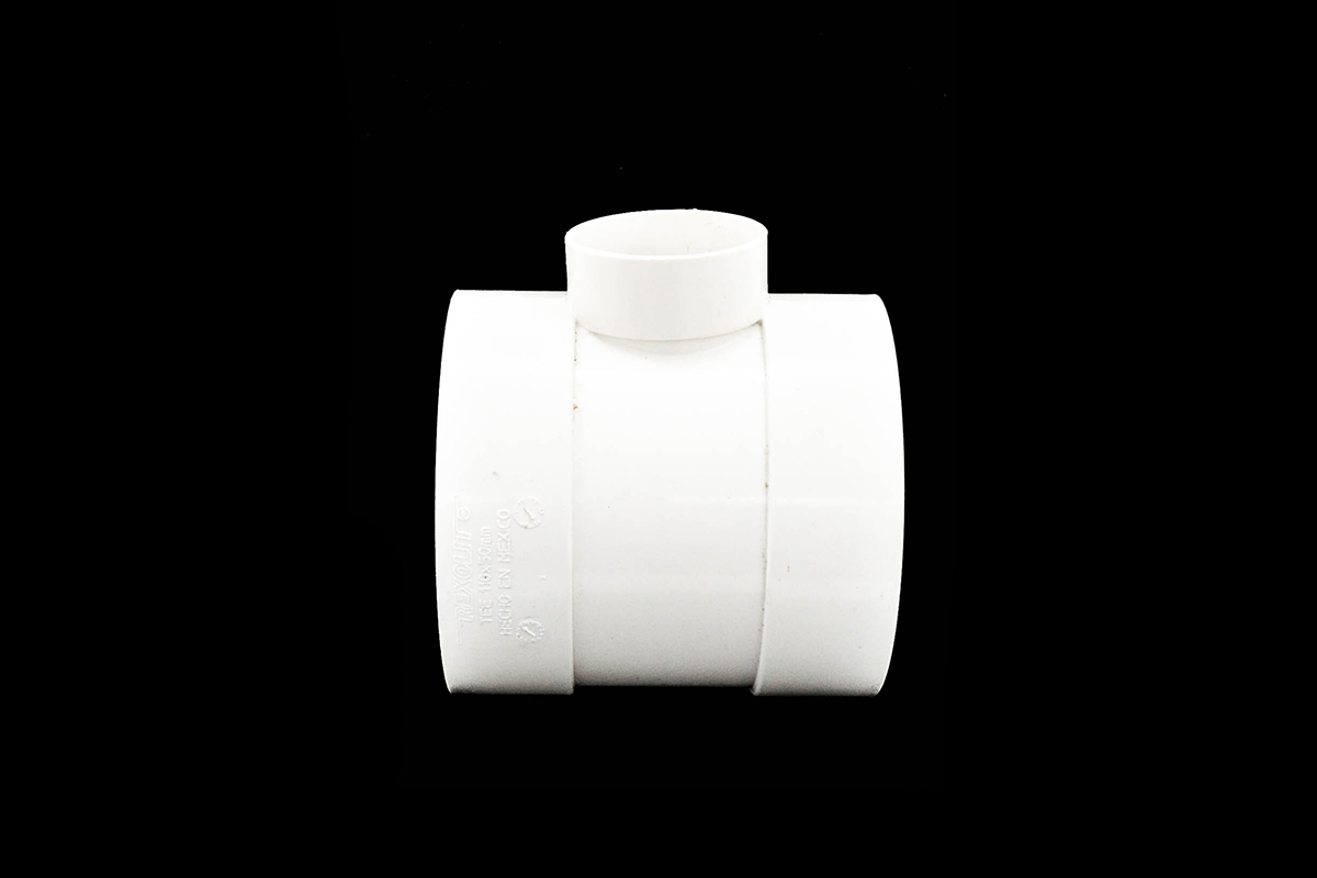 Tee reducida de 100 x 50 mm para cementar 